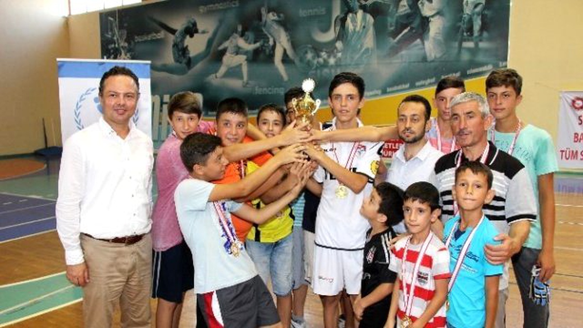 Camiler Arası Futbol Turnuvası Sona Erdi