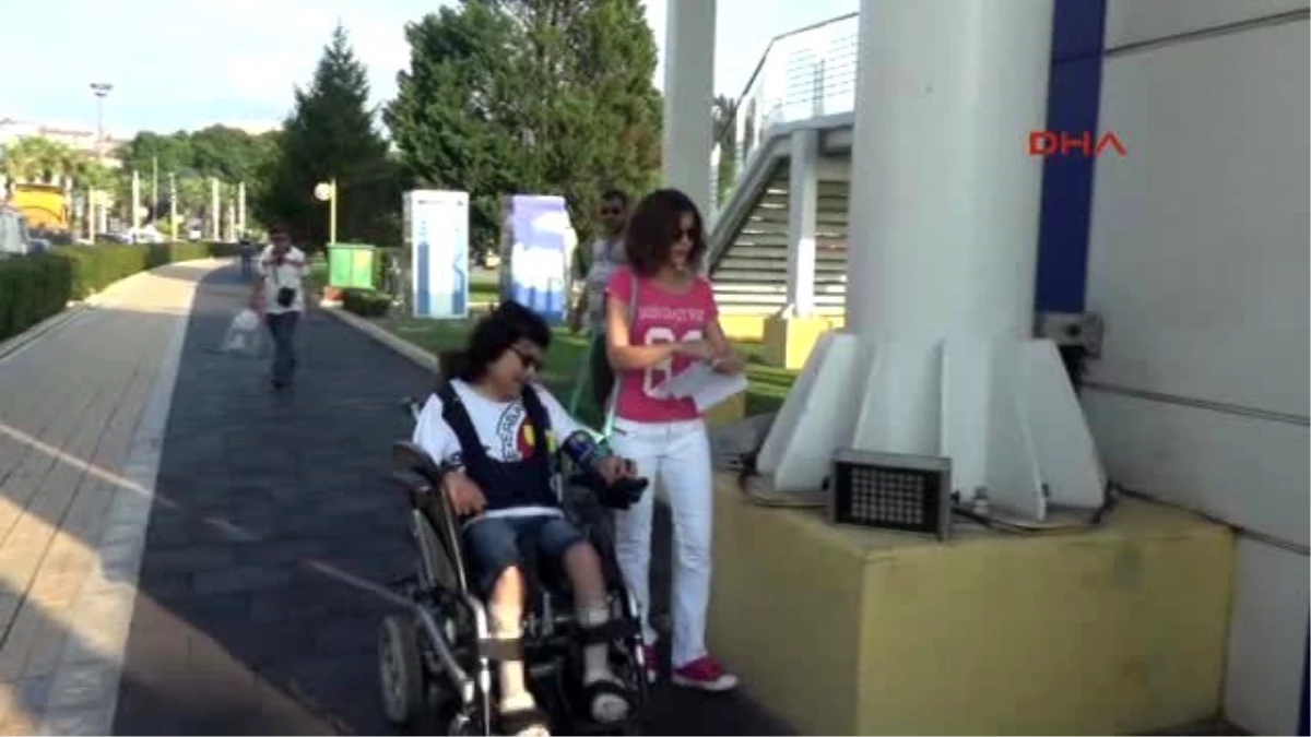 Ereğli - Engelli Gençten Asansör Tepkisi