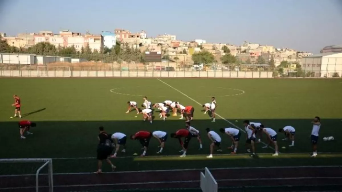 Kilis Belediyespor Hazırlıklarını Sürdürüyor