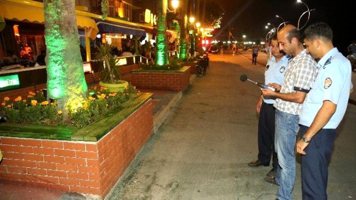 Mezitli\'de Zabıtadan Eğlence Merkezlerine Ses Denetimi