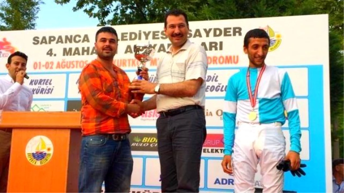 Osmancık, Sapanca At Yarışlarında 3 Kupa Kazandı