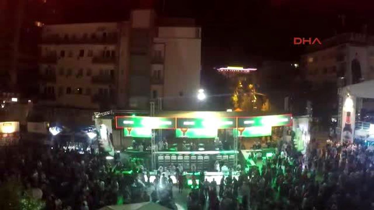 Priştine\'de ?beerfest Kosova 2015? Bira Festivali\'ne 4o Bin Kişi Katıldı