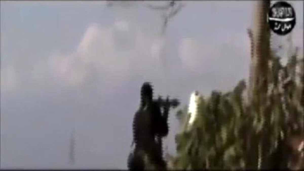 Roketatarın Muhalif Militanın Elinde Patladığı Dehşet Anı Böyle Görüntülendi