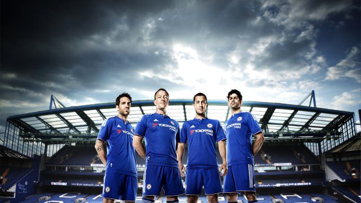 "YOKOHAMA" İngiliz Futbol Devi Chelsea İle Sahalarda