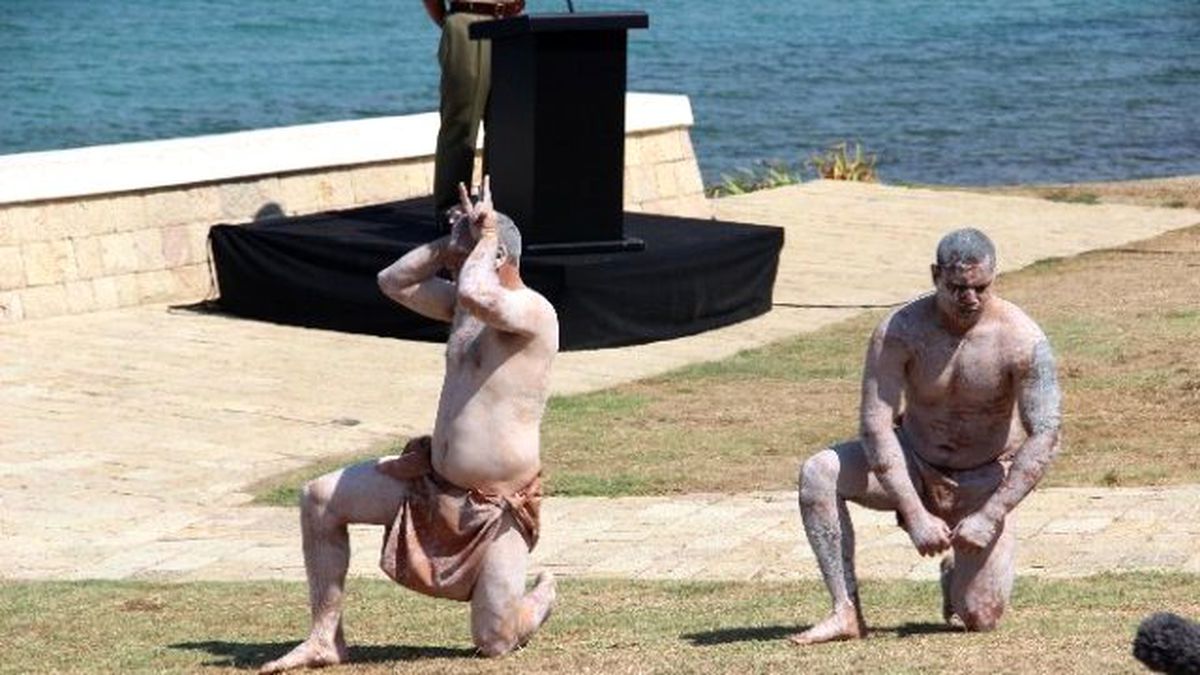 Anzaklar Atalarını Yöresel Danslarla Andı