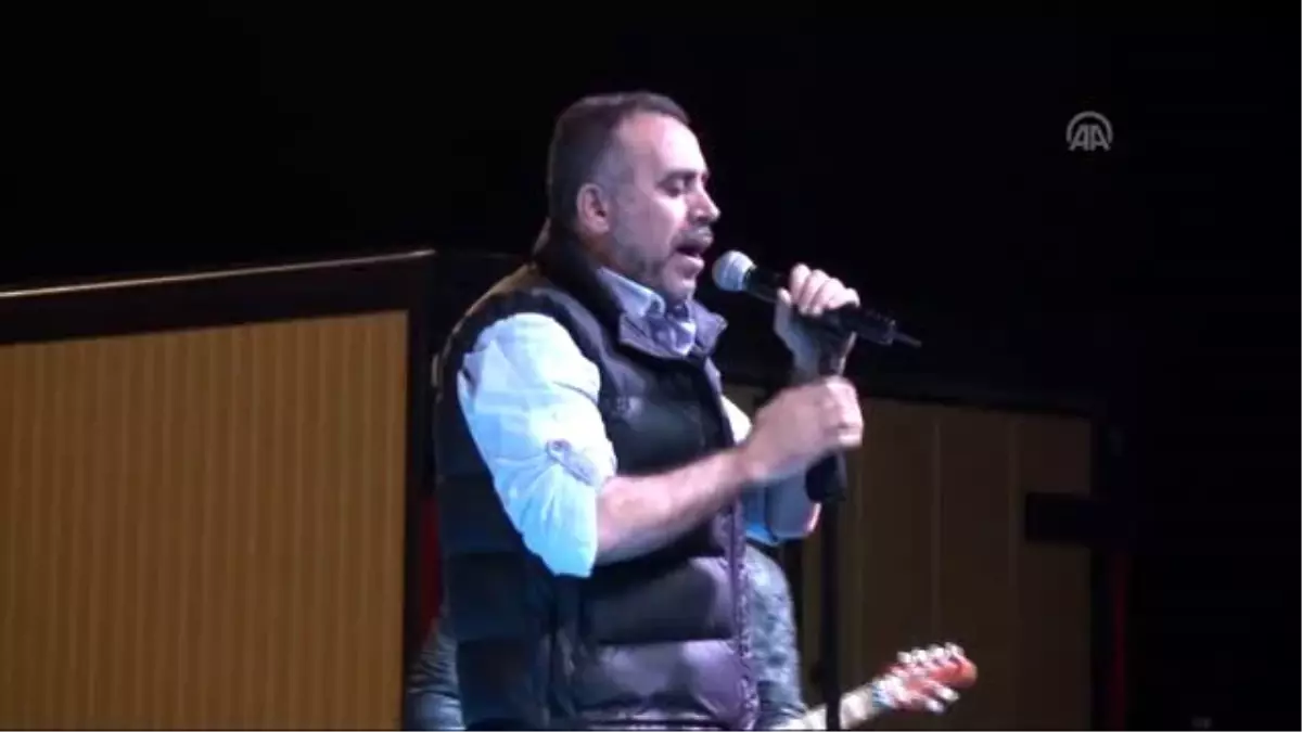 Haluk Levent Engelliler İçin Konser Verdi