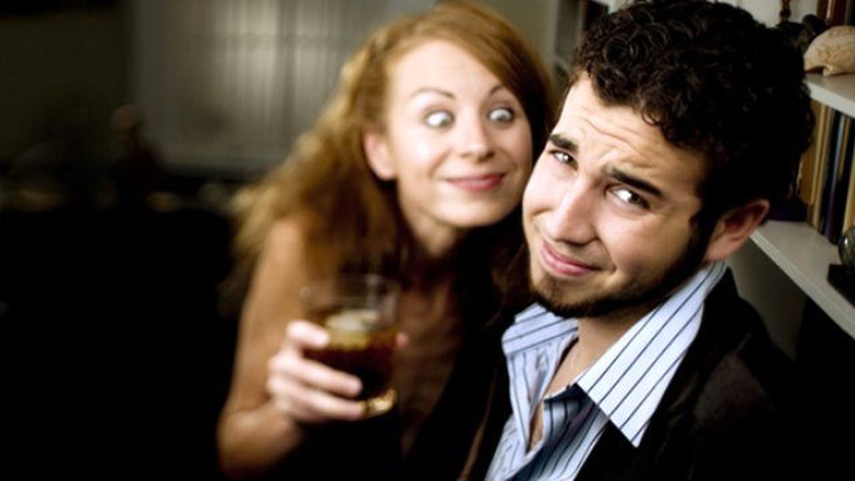 Düğün Gecesi Eşini Makyajsız Gören Damat Dava Açtı