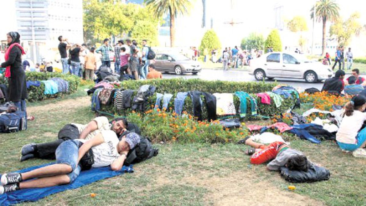 İzmir Valisi'nin Suriyeli İsyanı: Burası Kamp Alanı Değil