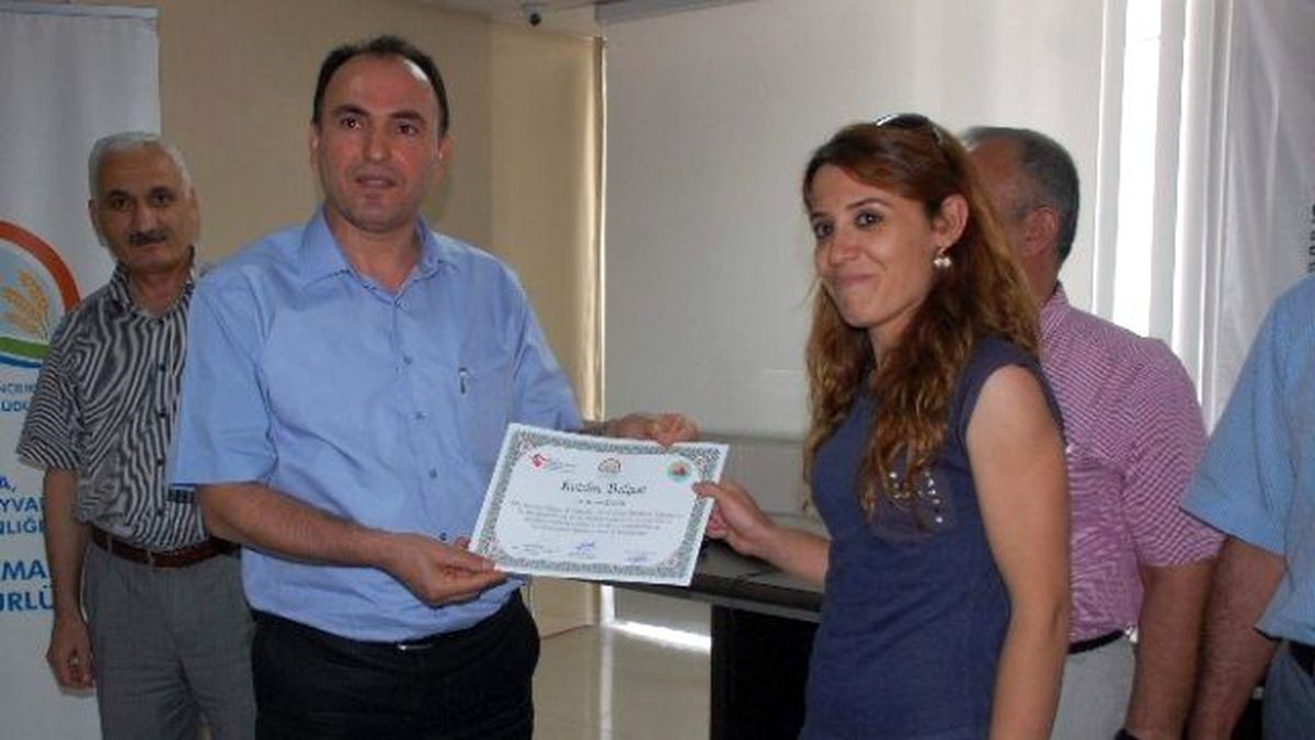 Kadın Çiftçilere Eğitim Sertifakları Verildi
