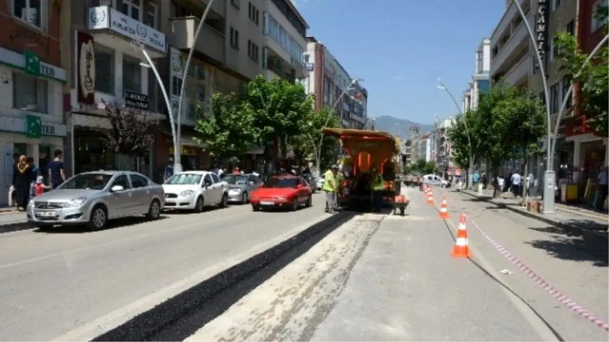 Tokat\'ta Ambulans ve İtfaiyenin Geçişini Rahatlatacak Çalışma