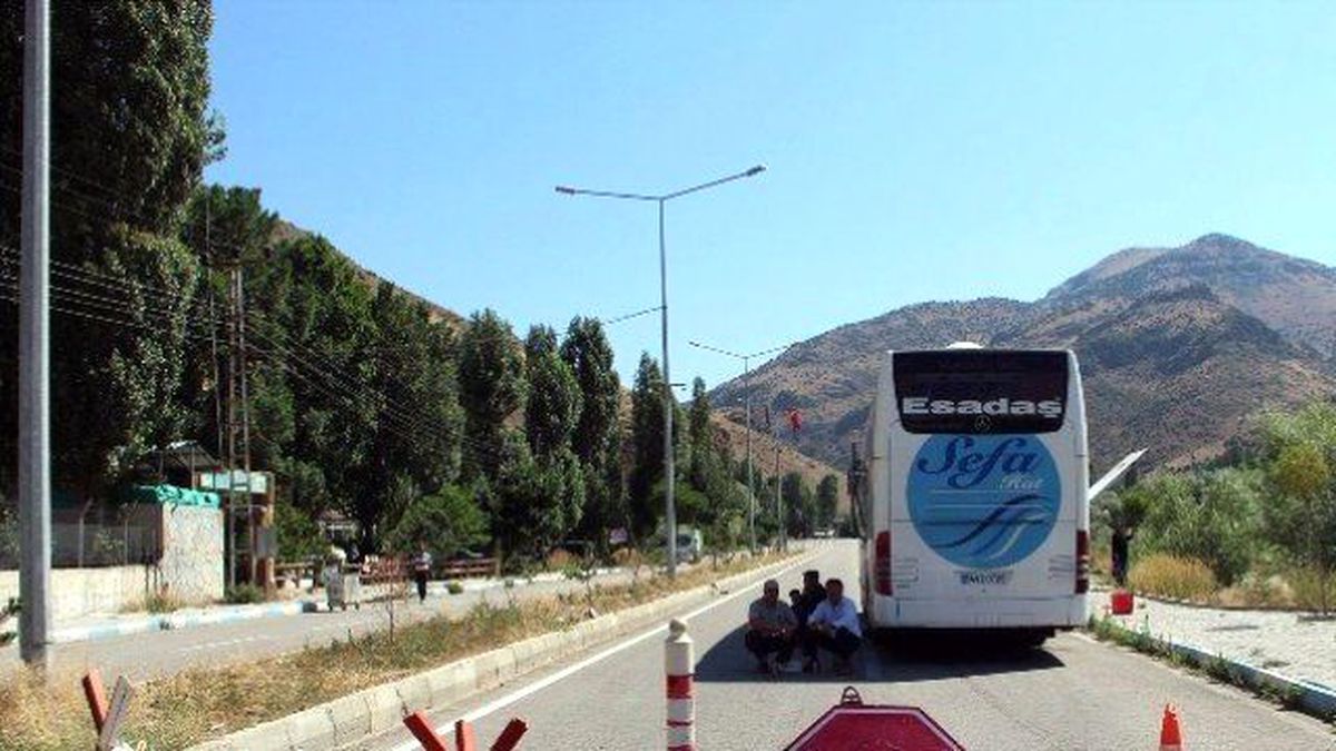 Tunceli-Erzincan Karayolu Yeniden Ulaşıma Kapatıldı