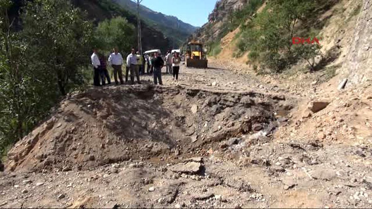 Tunceli - Erzincan Karayolu Yine Kapandı