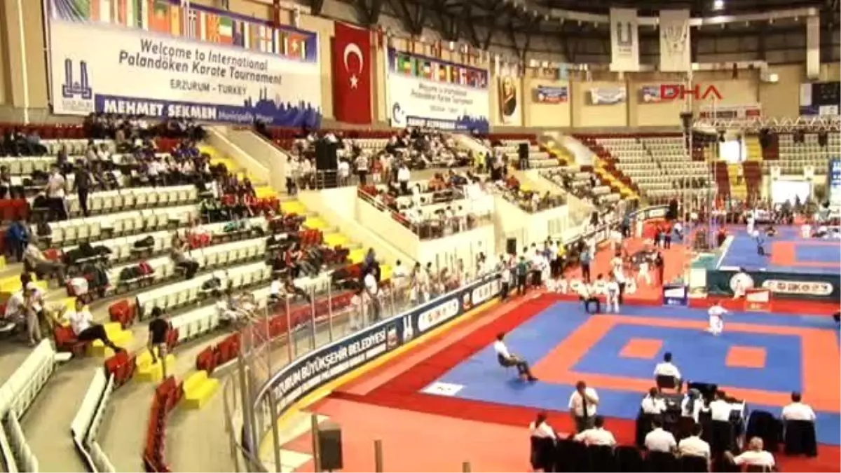 Uluslararası Palandöken Karate Turnuvası Başladı