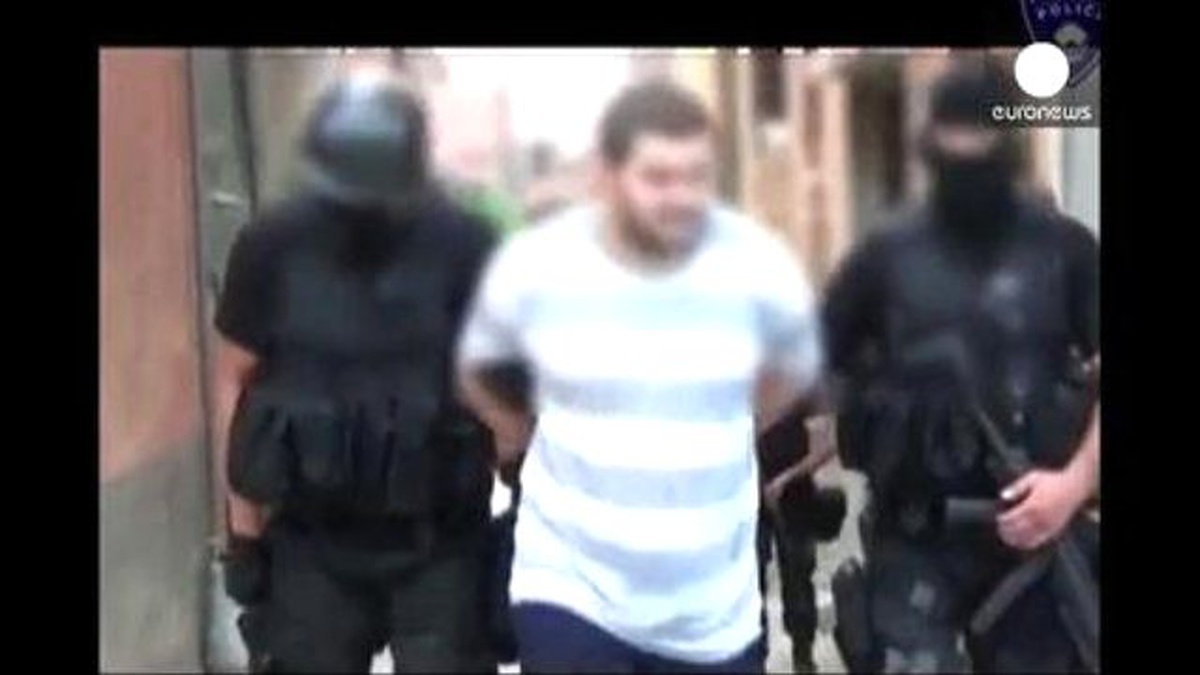Üsküp\'te Işid Zanlısı 9 Kişi Tutuklandı