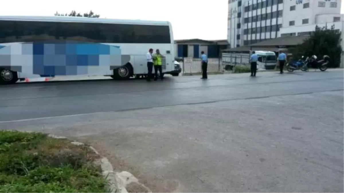 Yolcu Otobüsüyle Çarpışan Motosikletin Sürücüsü Yaşamını Yitirdi