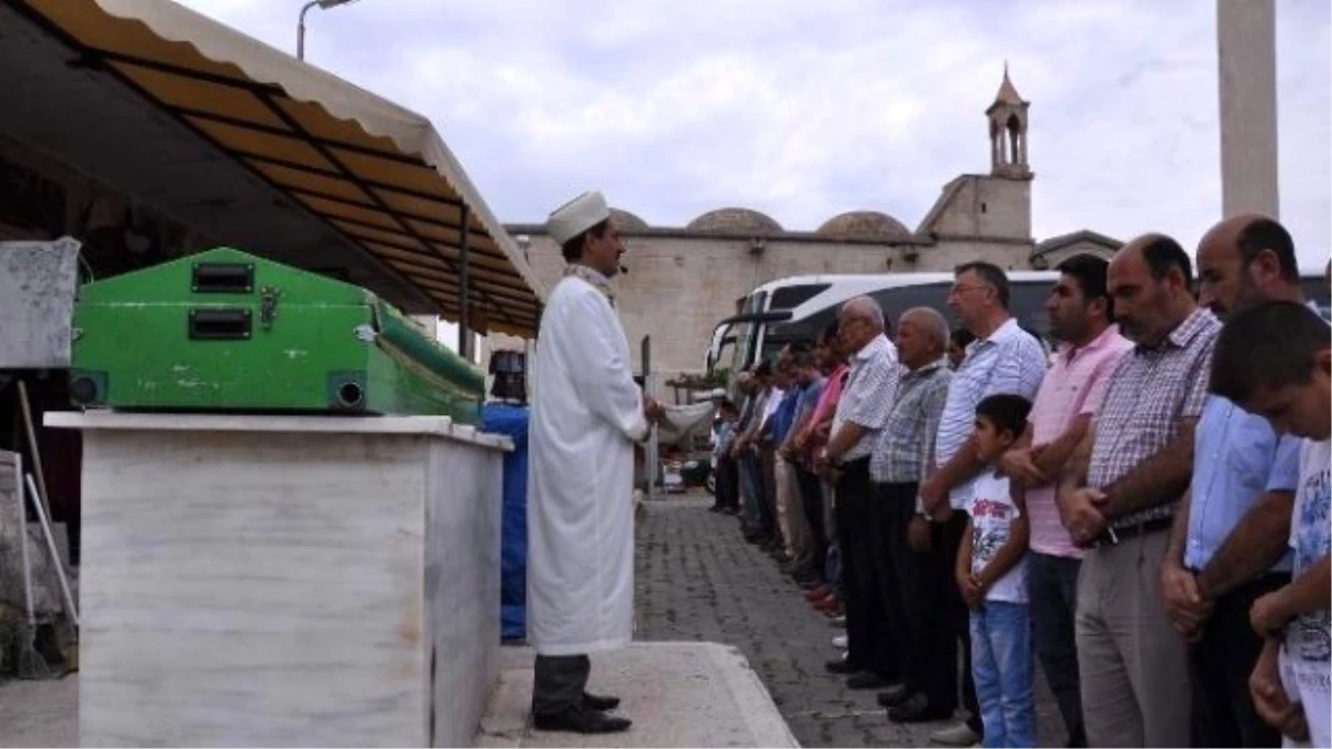 10 Yaşındaki Mustafa, Bisikletinin Freninin Patlaması Sonucu Duvara Çarparak Hayatını Kaybetti