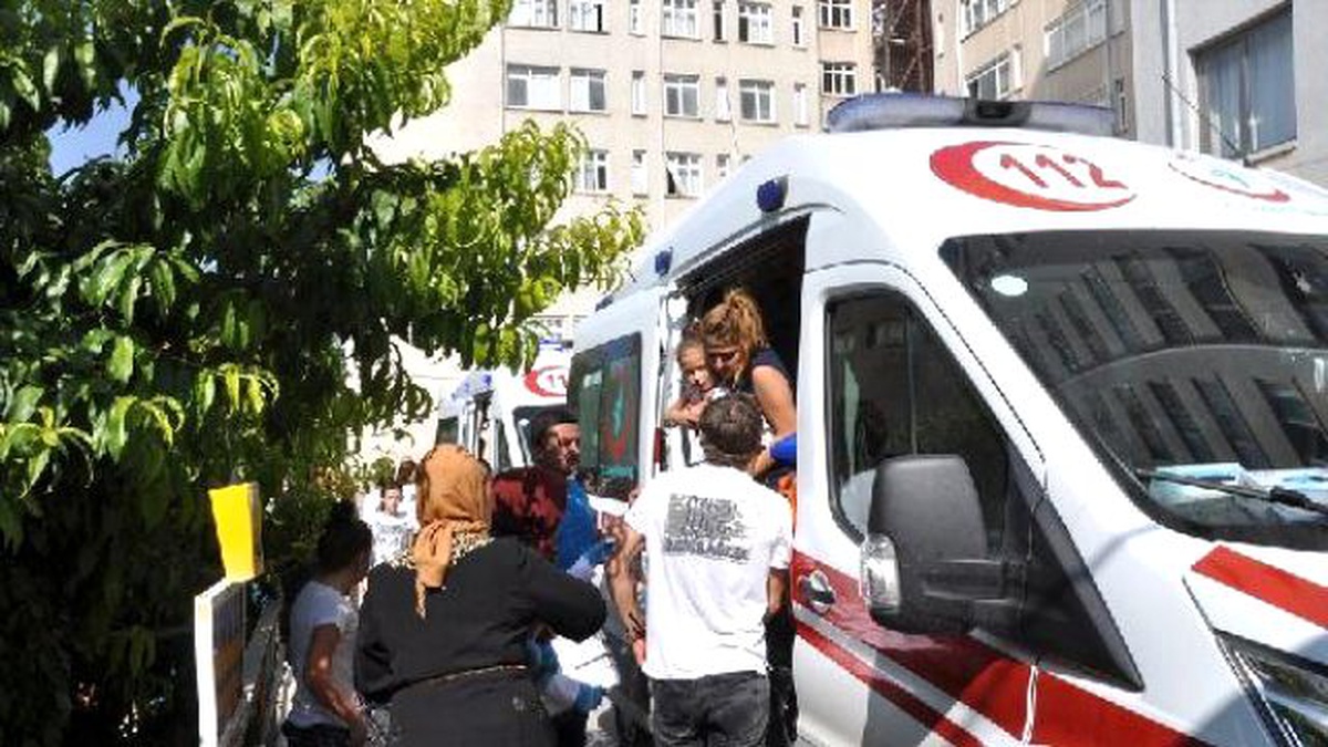 12 Çocuk Havuzda Klor Gazından Etkilendi