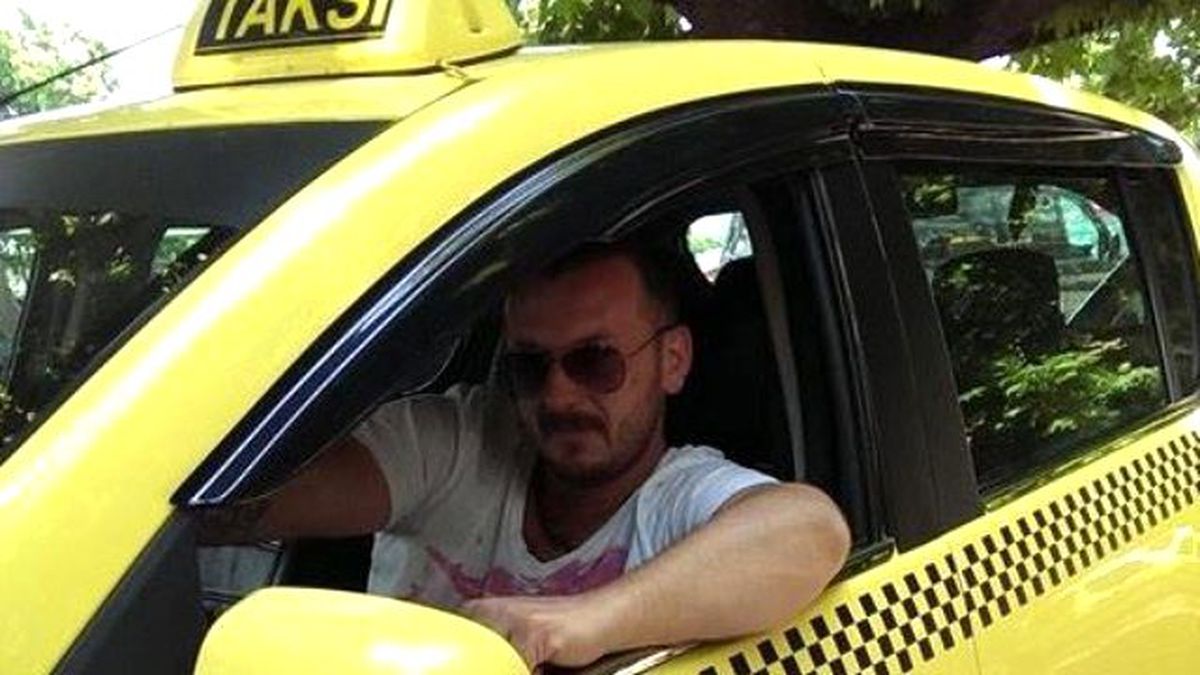 Ambulansla Çarpışan Taksinin Sürücüsü Hayatını Kaybetti