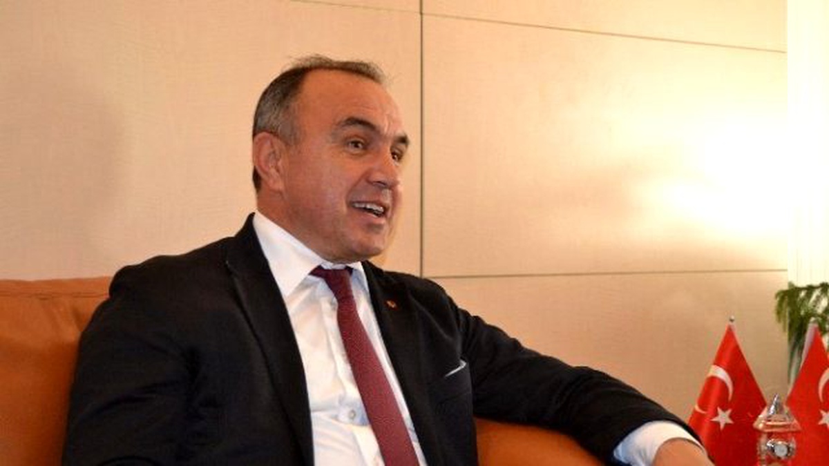 Arnavutluk Büyükelçisi Mucaj\'dan Vali Düzgün\'e Ziyaret
