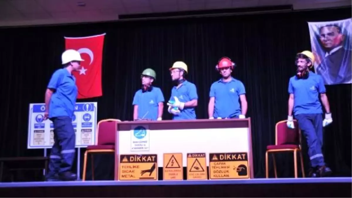 Asil Çelik İşçisine Tiyatrolu 'İşçi Sağlığı ve Güvenliği' Eğitimi