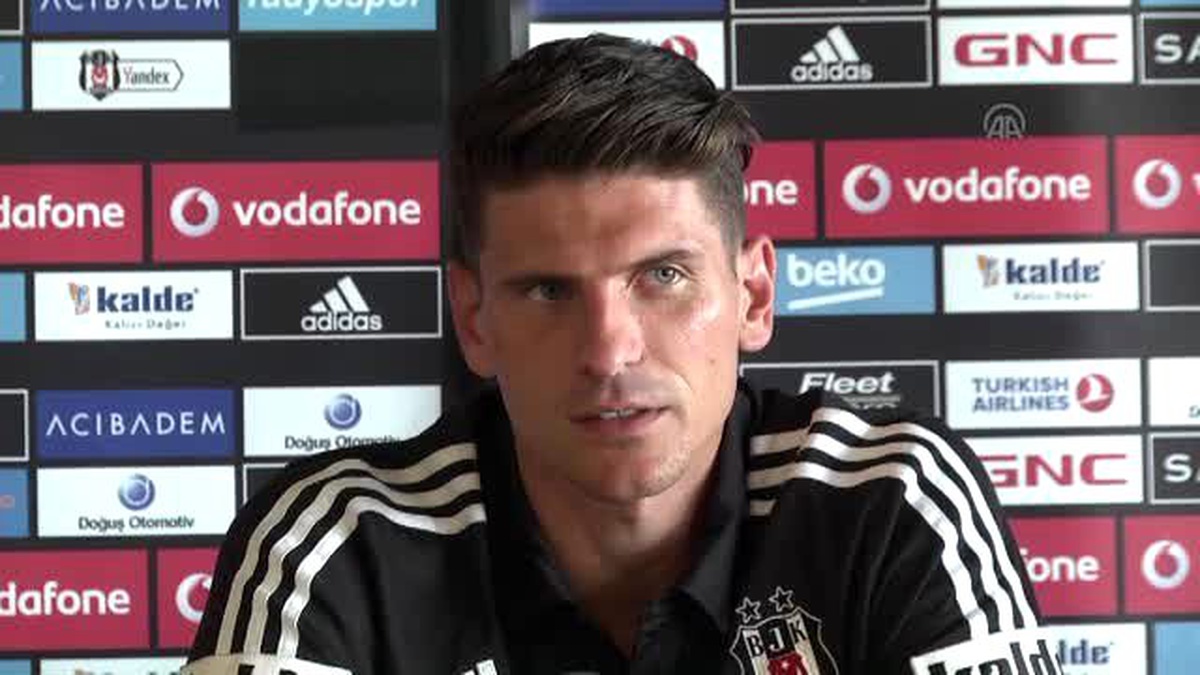 Gomez: "Van Persıe, Podolskı ve Ben Rekabeti Olmayacak"