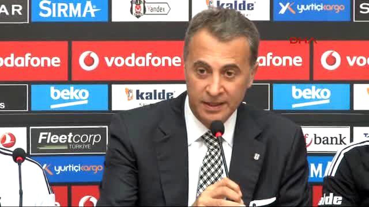 Beşiktaş Yeni Transferler İçin İmza Töreni Düzenledi -1