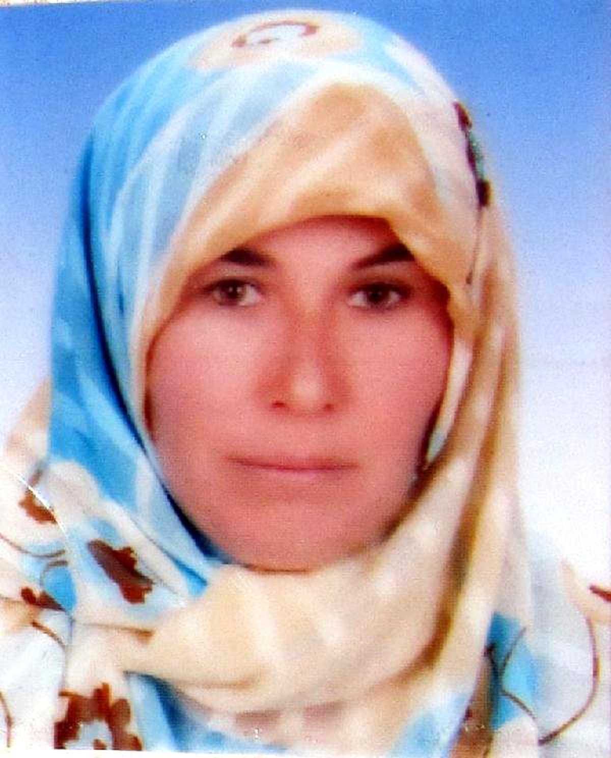 Boğazında Kurtçuk Olduğunu Zannederek Katran İçen Kadın, Alerjik Reaksiyondan Ölmüş