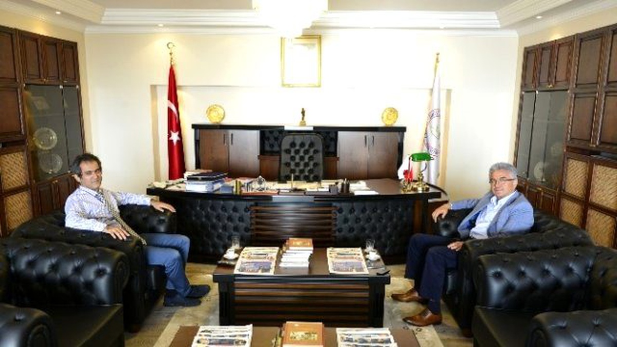 CHP Milletvekili Turpçu, Rektör Özer\'i Ziyaret Etti