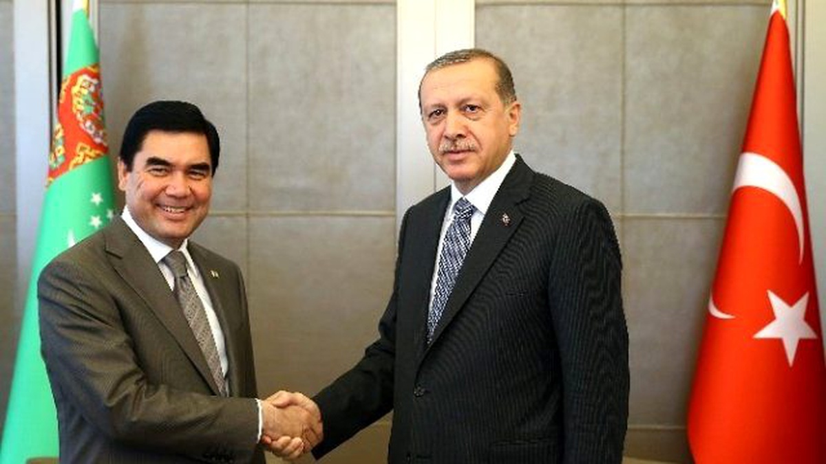 Cumhurbaşkanı Erdoğan, Berdimuhamedov ile Bir Araya Geldi