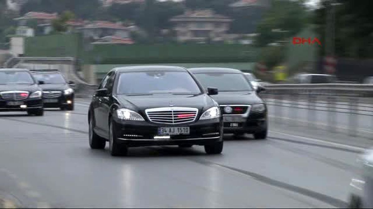 Erdoğan, Cuma Namazını Hz. Ali Camisinde Kıldı
