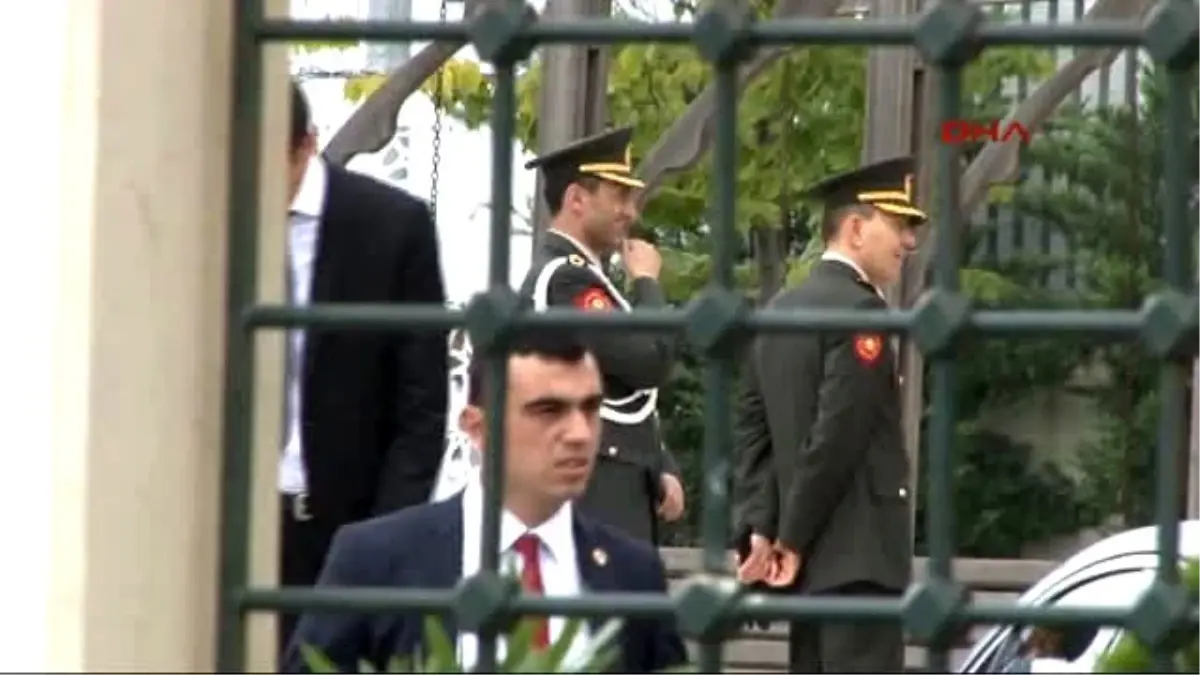 Erdoğan'ın Yaveri Değişiyor! Yeni Yaver İlk Kez Kameralar Karşısında