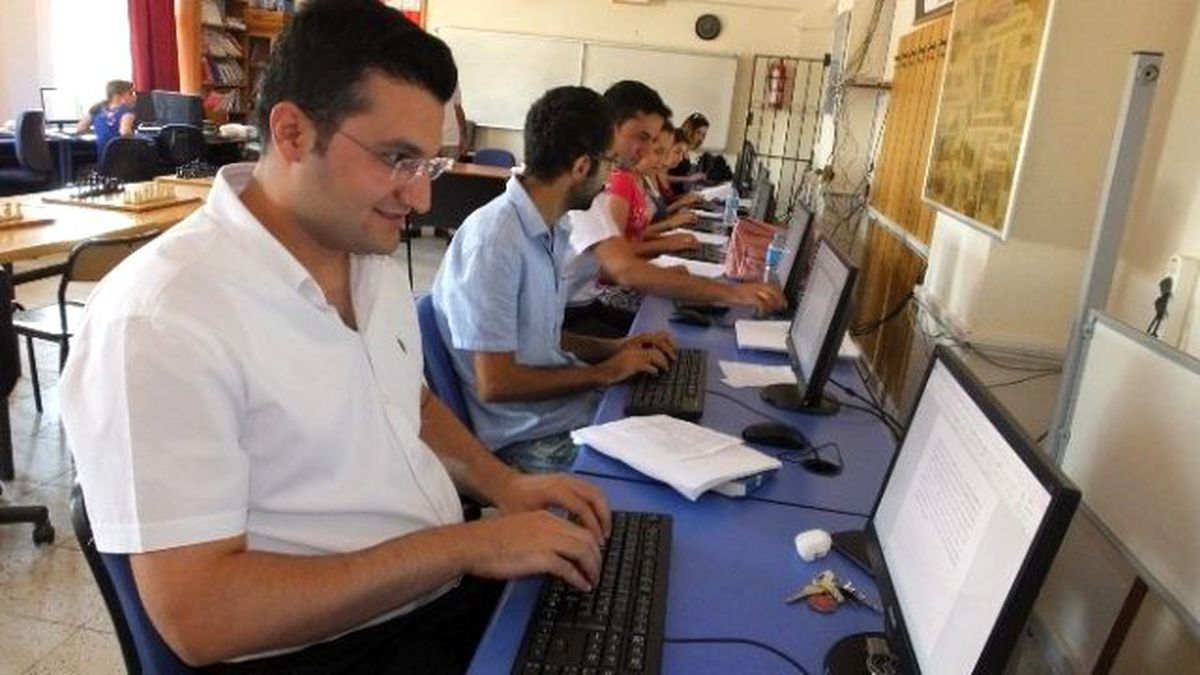F Klavye Kursları Gençlere İş Umudu Oldu