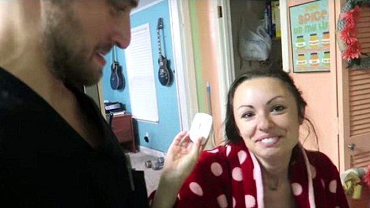 Genç Kadın, Hamile Olduğunu Kocasından Öğrendi