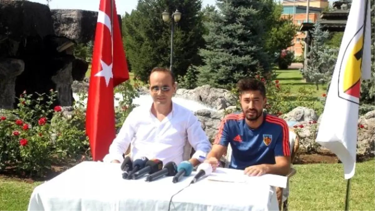 Kayserispor Furkan Özçal\'ı Renklerine Bağladı