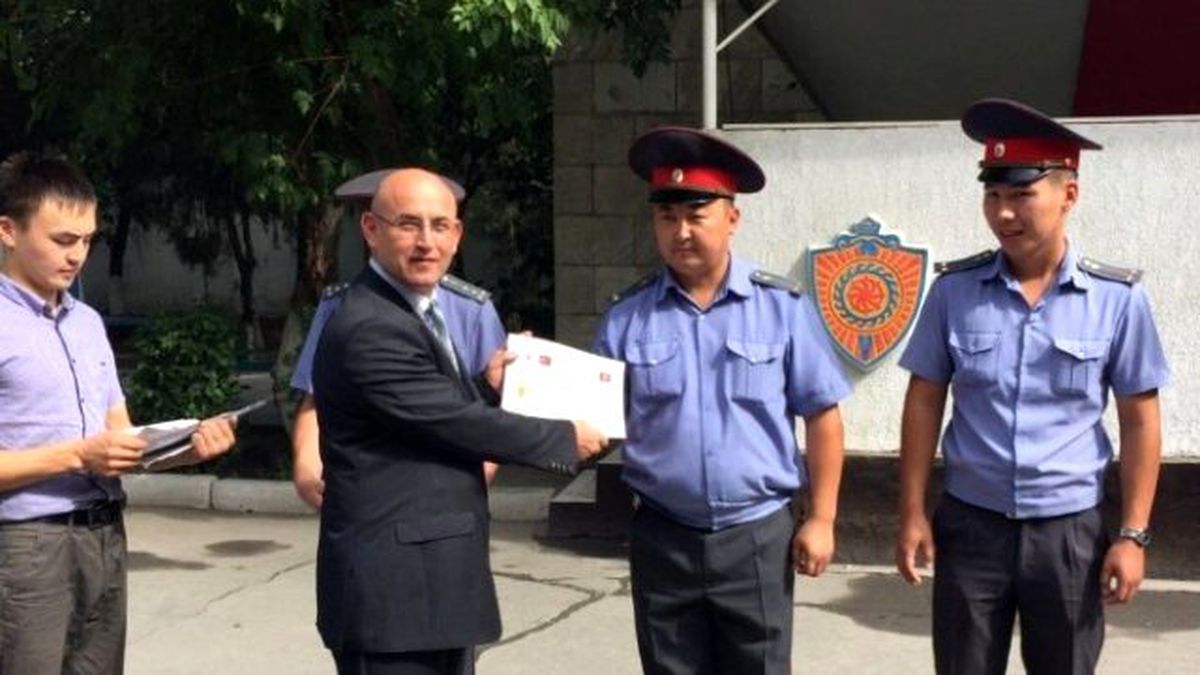 Kırgız Polislere Seçim Döneminde Düzen Koruma Eğitimi