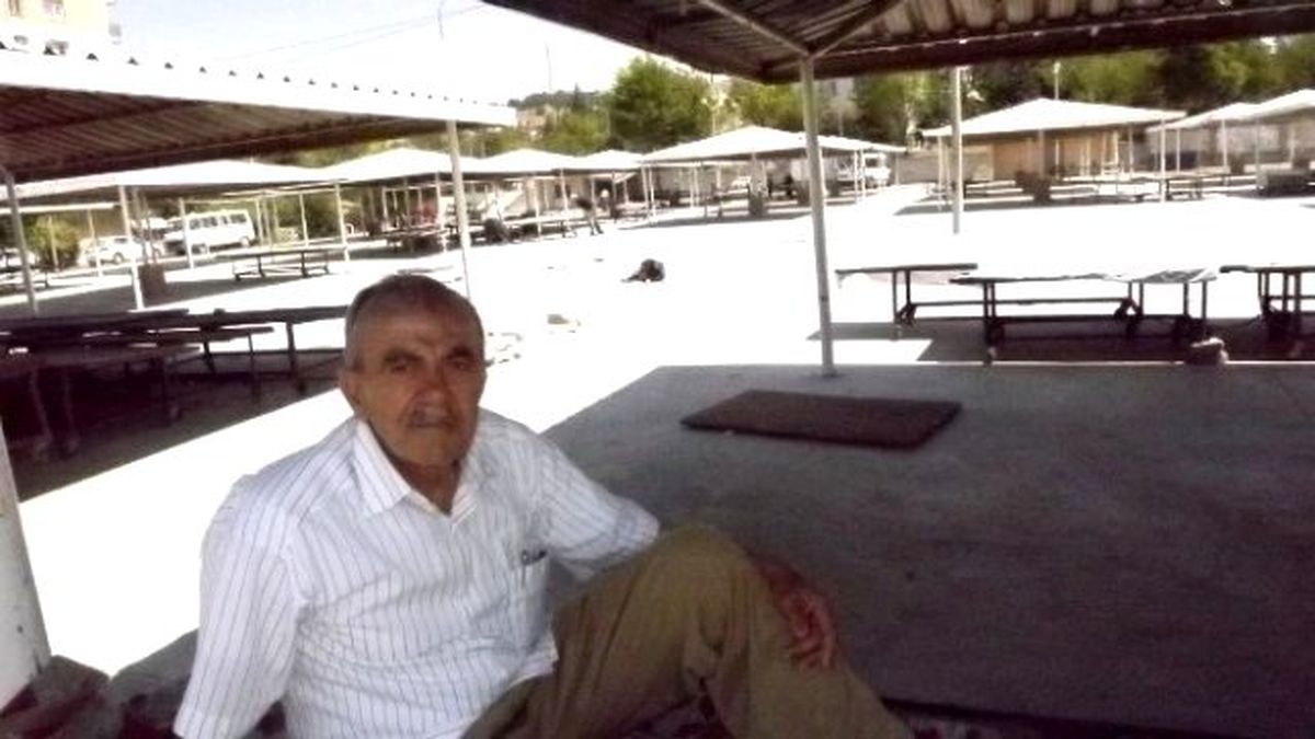 Ona Düşen de Beklemek