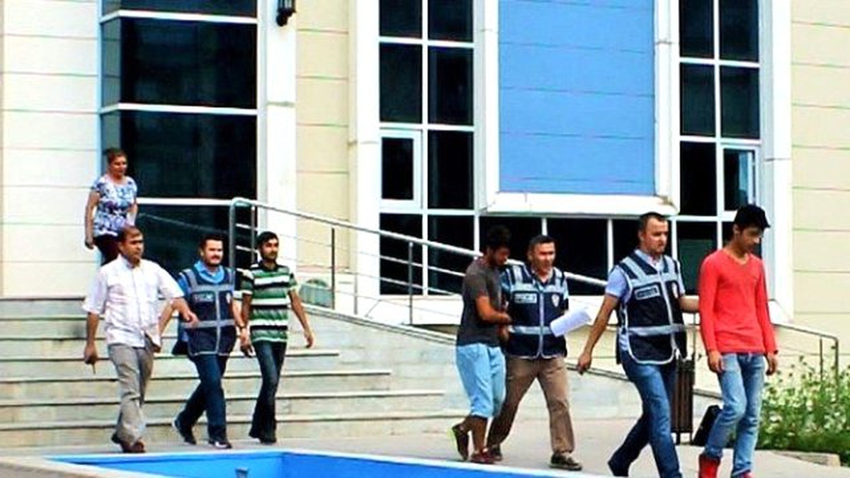 Otomobil ve Bisiklet Hırsızı Çocuklardan 3\'ü Tutuklandı