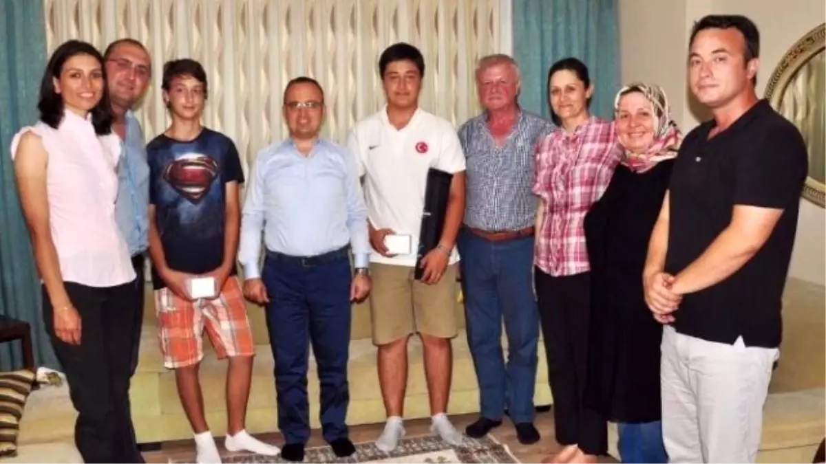 Turan\'dan Başarılı Sporcuya Ziyaret