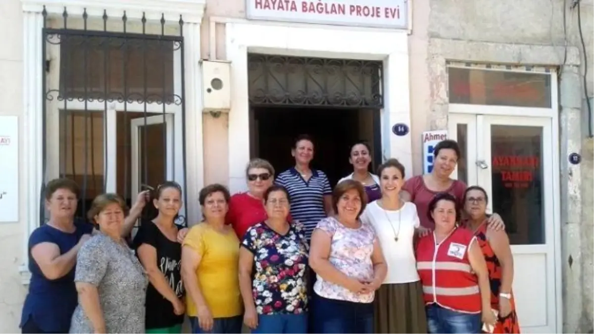 Türk Kızılay\'ı Personellerine Kara Yolu Güvenliği Eğitimi