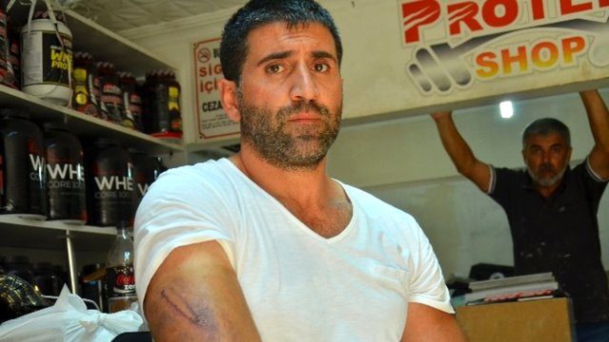 Türkiye Vücut Geliştirme Şampiyonuna Darp Anı Güvenlik Kamerasında