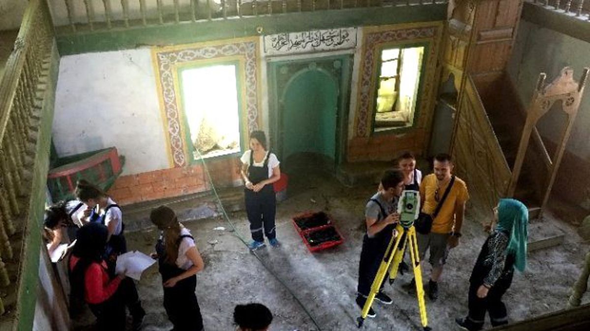 2 Ahşap Caminin Restorasyonuna Üniversite Desteği