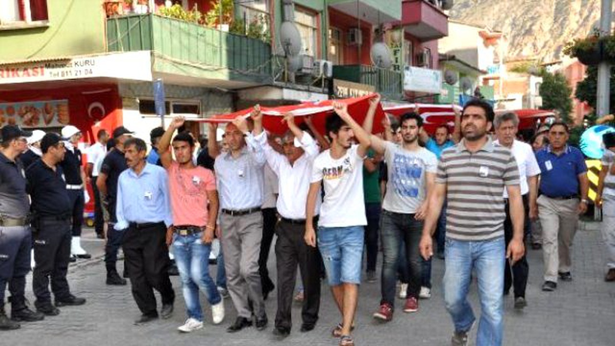26 Günlük Şehit Polis, Memleketine Uğurlandı (3)