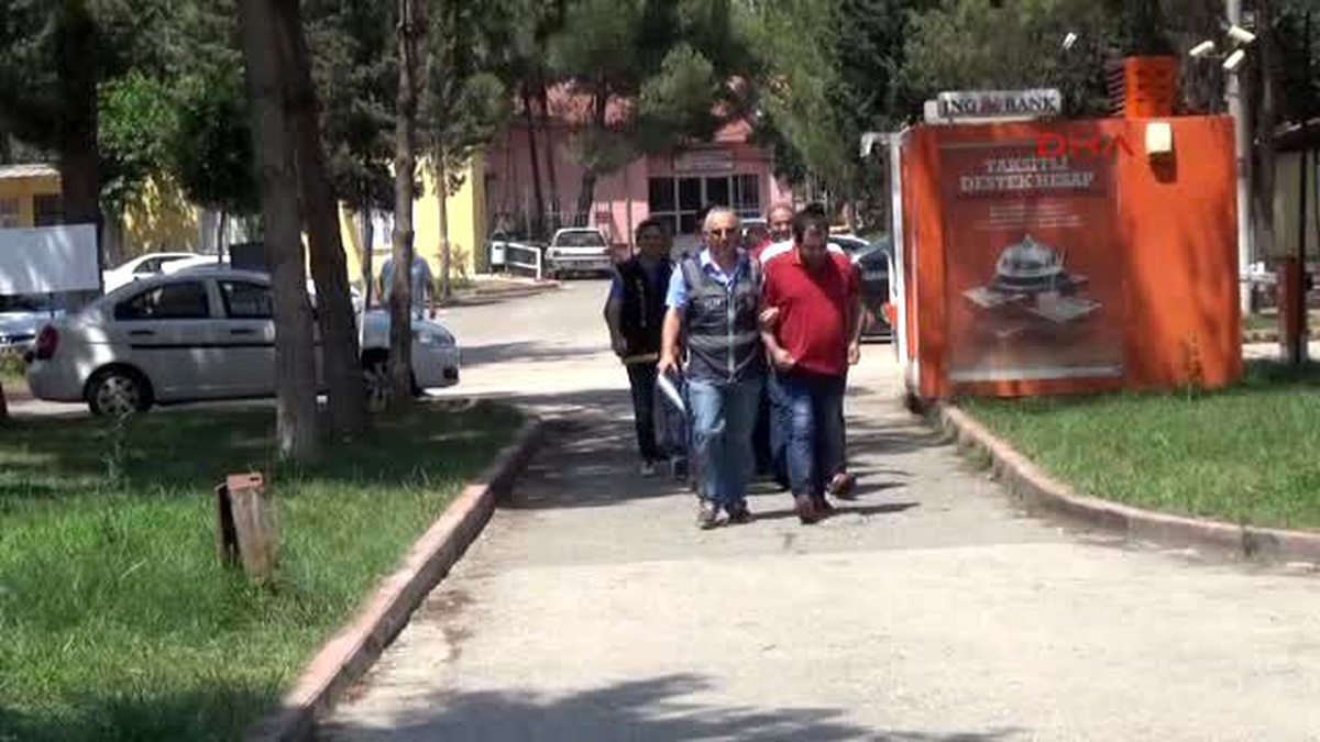Adana - Parti Binasında Tombala Çekenler Erken Secime Hazırlanıyormuş