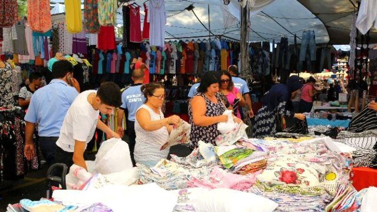 Buca\'ya Tekstil Pazarı