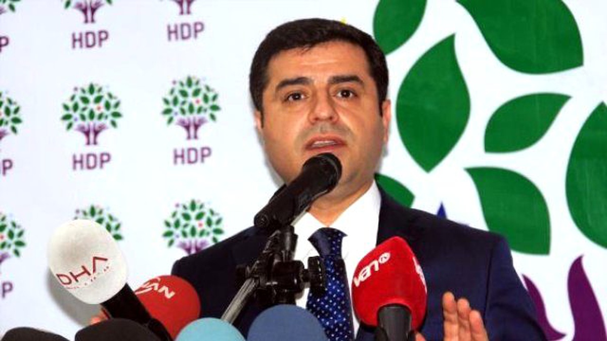 Demirtaş: PKK Derhal Elini Tetikten Çekmeli, Karşılıklı Ateşkese Uyacağını İlan Etmelidir
