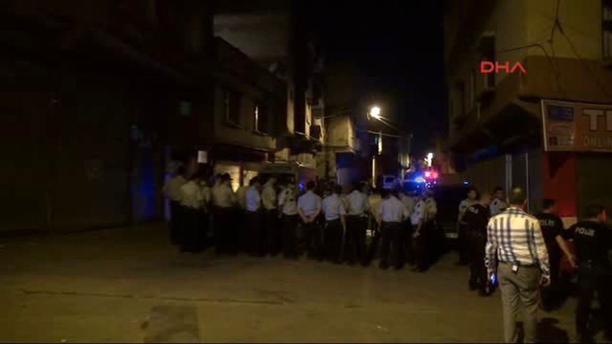 Gaziantep - Komşu Ailelerin Kavgasına Biber Gazlı Müdahale: 6 Yaralı, 8 Gözaltı
