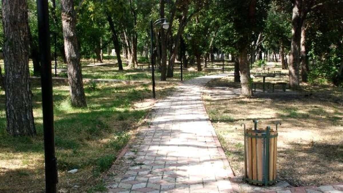 Gümenek Parkı Çöplerden Arındırıldı