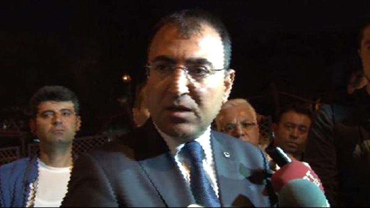 Huzurevinde Yangın: 1 Ölü, 30 Yaralı (2)