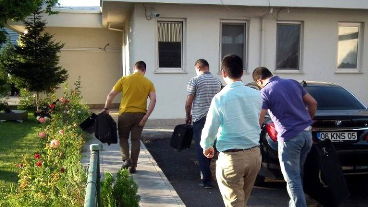 Kayseri\'de İş Adamlarına Paralel Yapı Operasyonu
