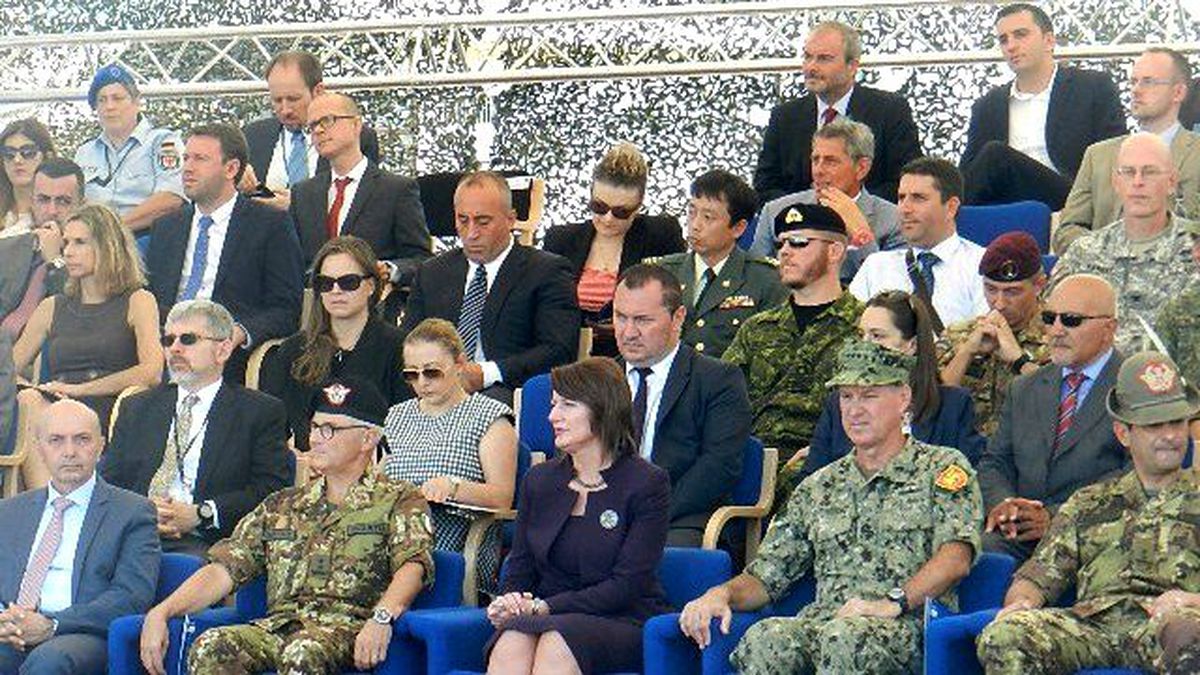 Kosova Barış Gücü\'nde Devir Teslim